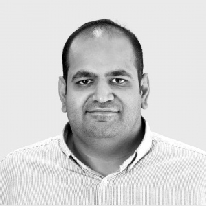 امید حاجی‌شکری